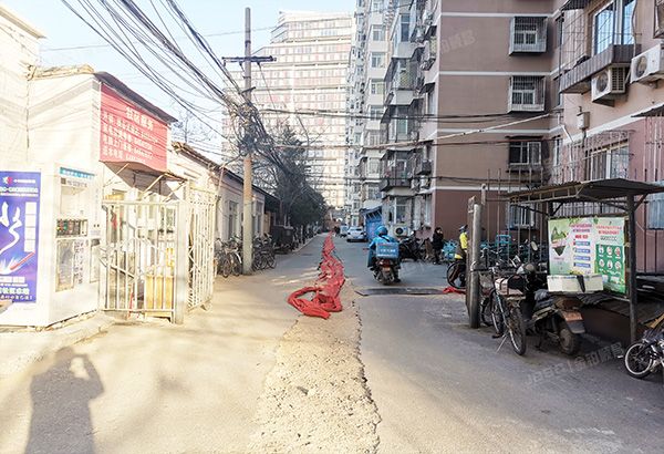 朝阳区 新源南路15号楼1层102（新源南路小区）房改房