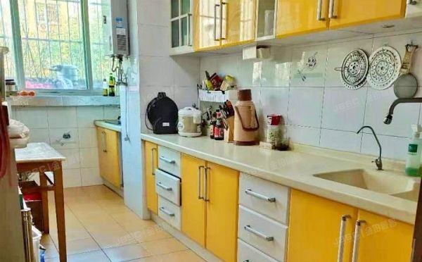 通州区 五里店西路6号7号楼3层732（新华联锦园）