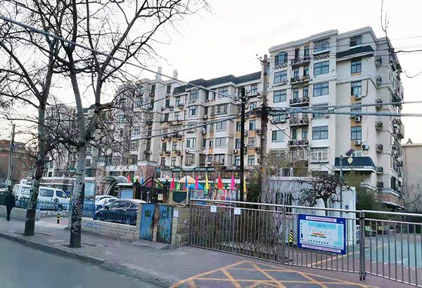 海淀区 永定河路26号50幢1层101及-1层01至43车位（自由度）商业