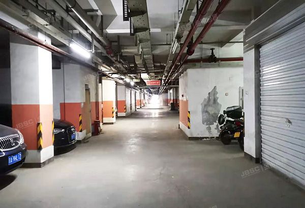 海淀区 永定河路26号50幢1层101及-1层01至43车位（自由度）商业