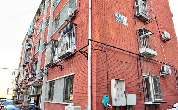 房山区-燕山 迎风四里40号楼3层2-303（迎风四里）房改房