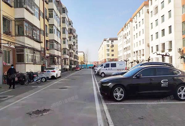 延庆区 康庄住宅小区12号楼4层1单元108