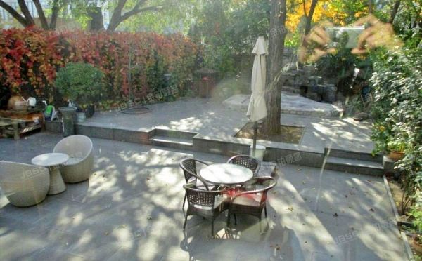 海淀区 常青园南里一区67号楼-1至3层01（诸子阶）