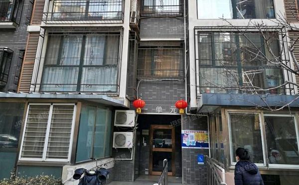 顺义区 裕龙花园三区1号楼16层1单元1603（裕龙花园三区）