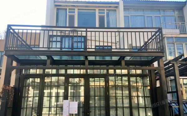 大兴区 香留园231号楼1至3层2（香留园）别墅