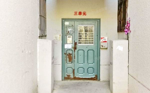 昌平区-回龙观镇 龙腾苑四区37号楼5至6层3单元502号（龙腾苑四区）复式