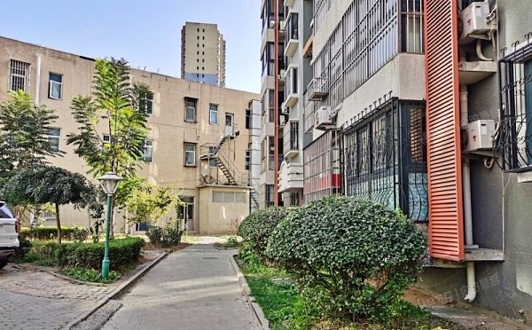 平谷区 迎宾花园8号楼2至3层2单元201号（迎宾花园）复式