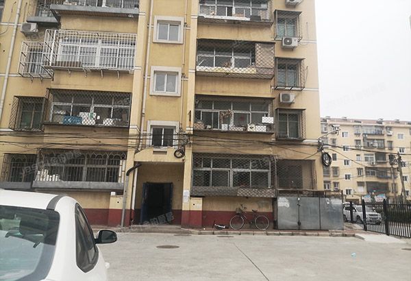 顺义区 前进花园石门苑15号楼4层3单元402号（石门苑）