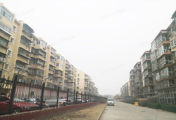 顺义区 前进花园石门苑15号楼4层3单元402号（石门苑）