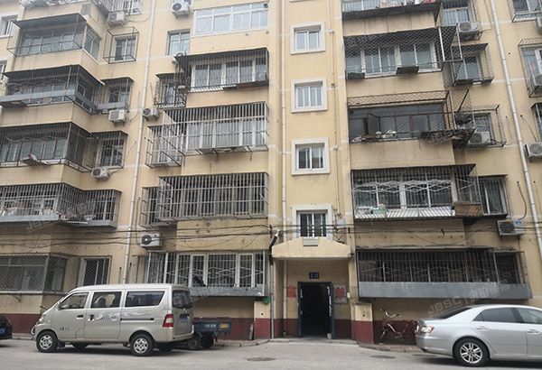 顺义区 前进花园石门苑15号楼4层3单元402号（石门苑）