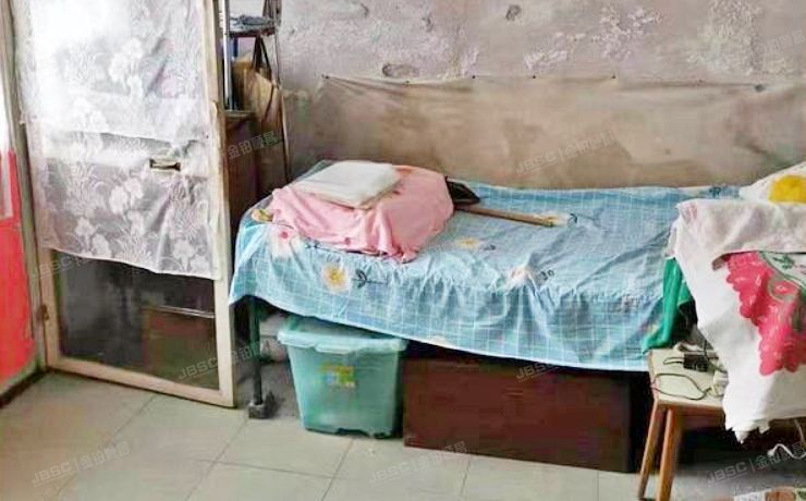 东城区 钟楼湾胡同7号10幢1层 平房