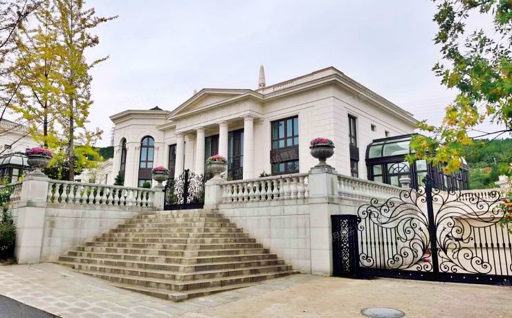 门头沟区 石龙西路28号院9号楼-1至2层101（长安壹号半山上的宫殿）独栋