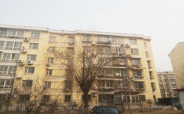 顺义区 裕龙花园六区30号楼3层一单元301（裕龙六区）