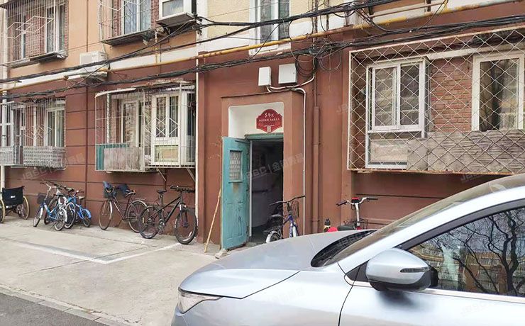 延庆区 新兴小区28号楼1层五单元501（新兴小区）