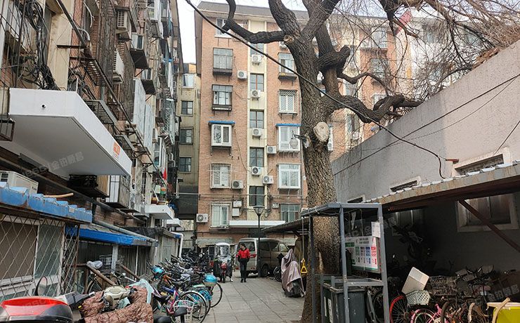 东城区 郎家胡同13号院1号楼4层5门542号（郎家胡同13号院）