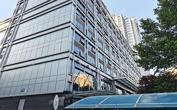 东城区 东直门外小街甲2号A座2301+车位（正东国际）