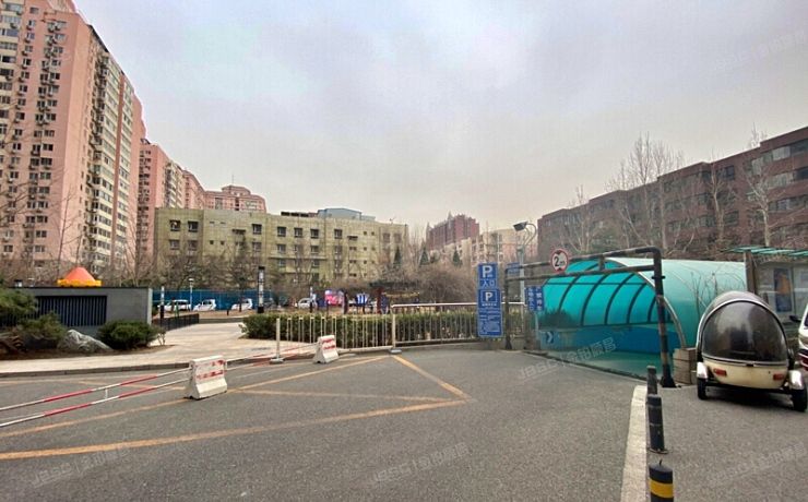 西城区 半步桥街60号院2号楼19层4单元2202号（华龙美钰）