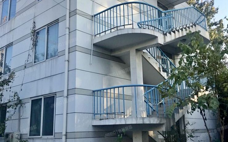 大兴区 大兴工业区B区天和西路32号1-3幢房产和在建工程及国有土地使用权（梦狐竹纤维工业园）