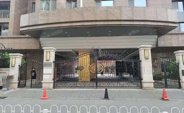 朝阳区 东三环55号楼1楼6802室+2车位（世茂宫园）