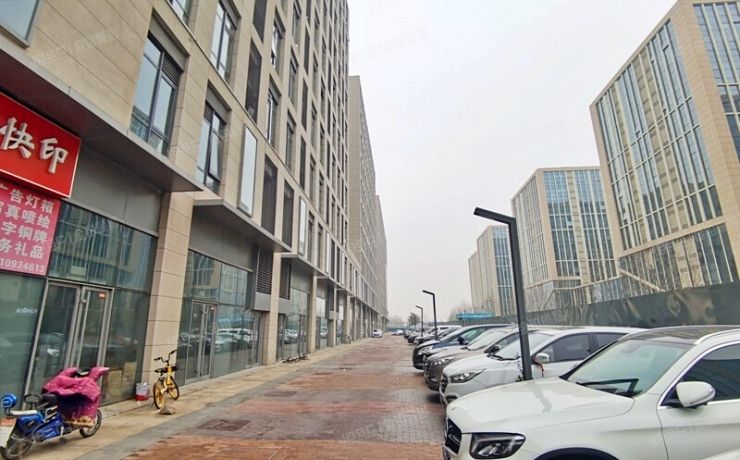 大兴区 春和路50号院12号楼7层713（华远西红世）办公