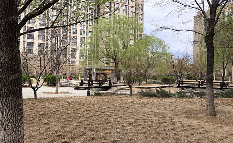 房山区 怡和南路10号院7号楼1层2单元104（紫云家园）