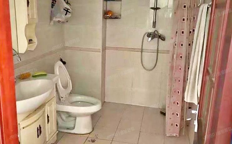 丰台区 新发地-锦程园18号楼4层2单元402号（天伦锦城）