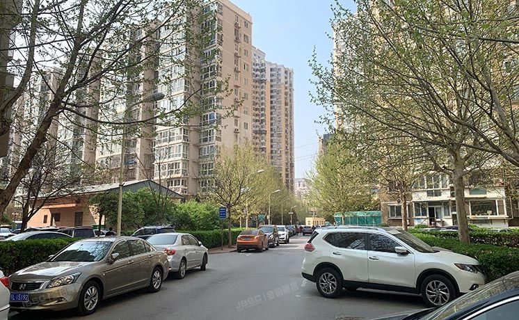 丰台区 丰管路1号院7号楼3层304号（丰益花园东区）经适房