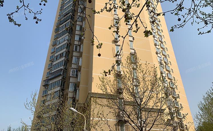 丰台区 丰管路1号院7号楼3层304号（丰益花园东区）经适房