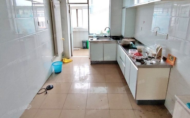 延庆区 高塔小区9号楼6层2单元212号（高塔小区南区）