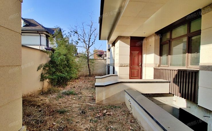 通州区 草寺500号院二区5号楼1至2层01（天鸿颐景别墅）