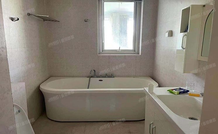 通州区 东潞苑八区53号楼1至3层103（尚东庭西区）