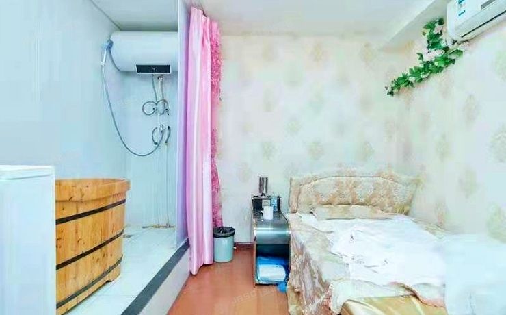 丰台区 丰桥路七号院临街1-2层商铺一间