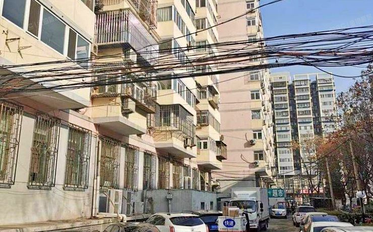 西城区 四平园1号楼3层5-3-301（四平园小区）