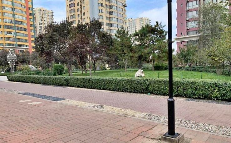 西城区 广安门外大街305号八区16号楼9层925（荣丰2008）