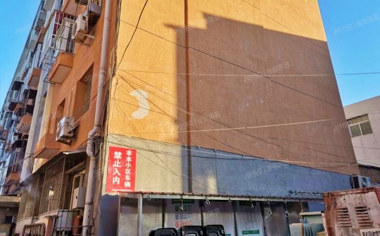 昌平区 满井胡同小区128号楼2层1单元203号