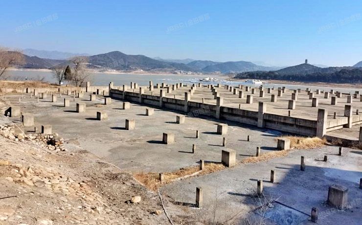 平谷区 金海湖海子水库副坝内的土地及地上建筑