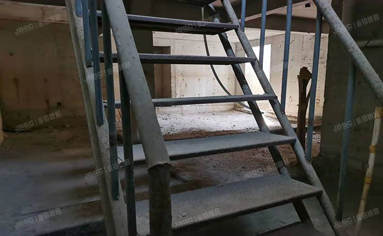 通州区 草寺500号院二区5号楼1至2层01（天鸿颐景别墅）