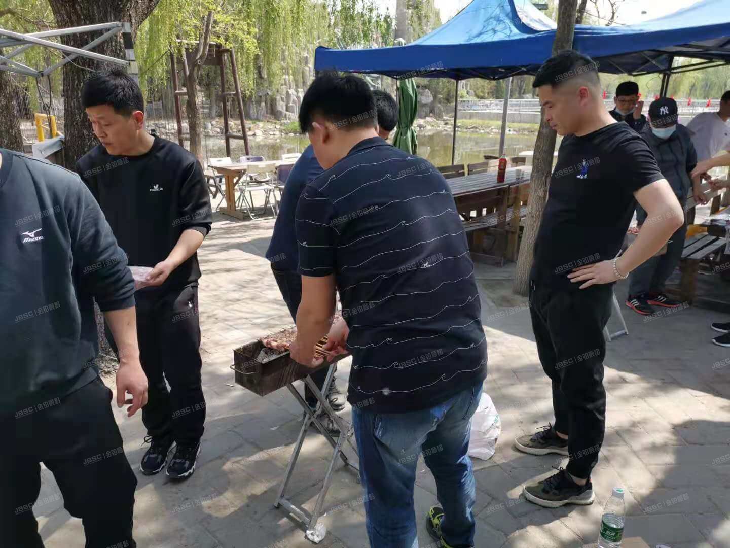 “超越自我，合作共赢”金铂顺昌开展春季团建活动