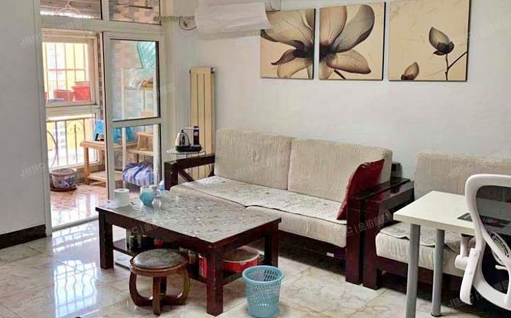 门头沟区 绮霞苑5号楼4层4单元402号（绮霞苑）