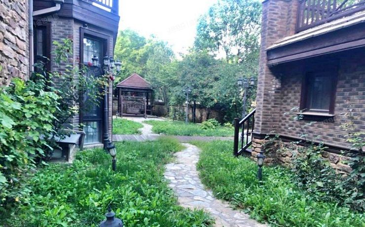 昌平区 昌平区立汤路38号香蜜田园30号-1至2层（麦卡伦地）独栋别墅