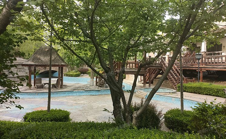 昌平区 昌平区立汤路38号香蜜田园30号-1至2层（麦卡伦地）独栋别墅