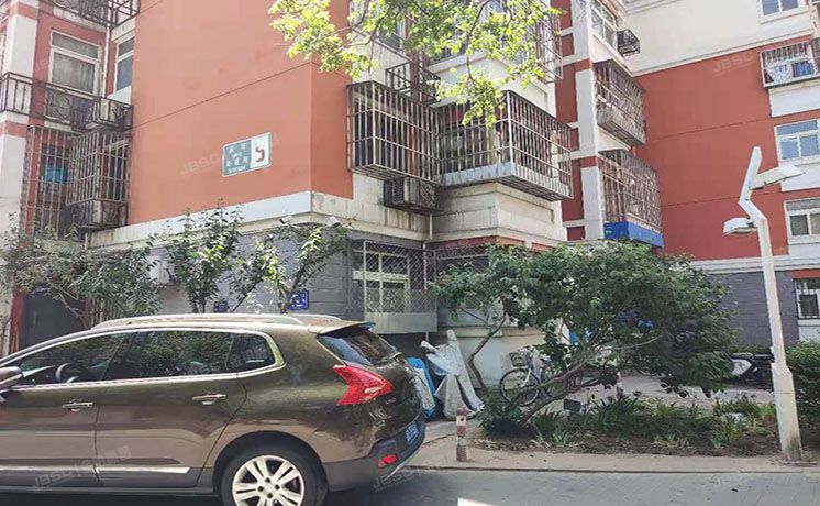 门头沟区 绮霞苑5号楼4层4单元402号（绮霞苑）