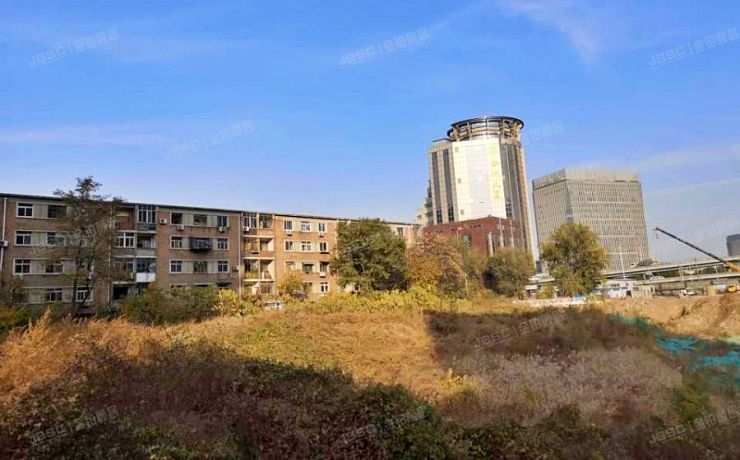 海淀区 长春桥路5号新起点嘉园二期的土地使用权及在建工程