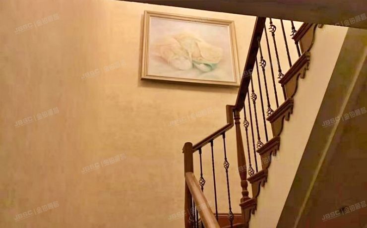 门头沟区 冯石环路7号院38号楼--1至2层102（润西山）别墅