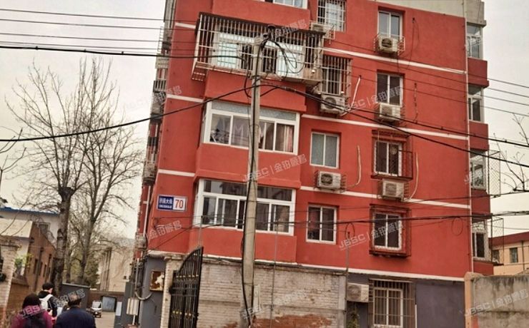 房山区 良乡拱辰大街70号楼3层4-432