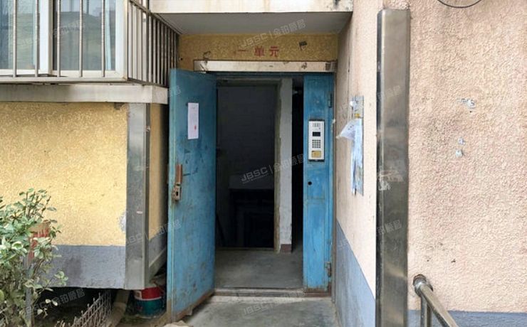 房山区 拱辰南大街西侧罗府家园4号楼3层1单元301（罗府家园）