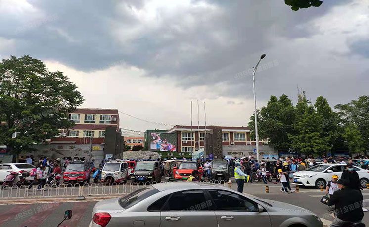 海淀区 常青园南里二区3号楼1至3层3（Wehouse）别墅