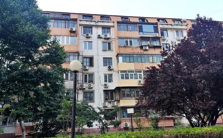 房山区 良乡行宫园四里2号楼6层6-602及跃层（行宫园四里）