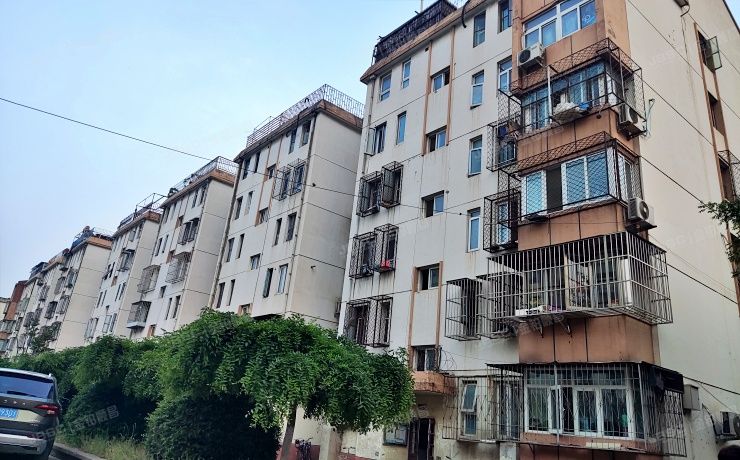 房山区 良乡行宫园四里2号楼6层6-602及跃层（行宫园四里）