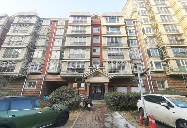 房山区 汇丰街3号院4号6层4单元601室（世界名园）